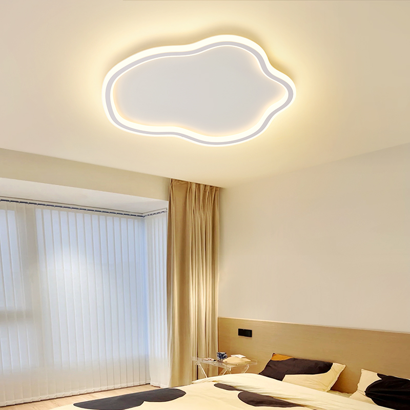 主臥室燈吸頂燈現代簡約燈具北歐創意LED雲朵兒童房間燈過道燈
